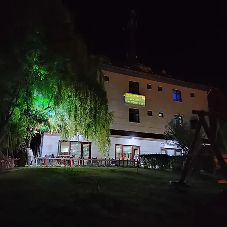 Konuk Evı *
